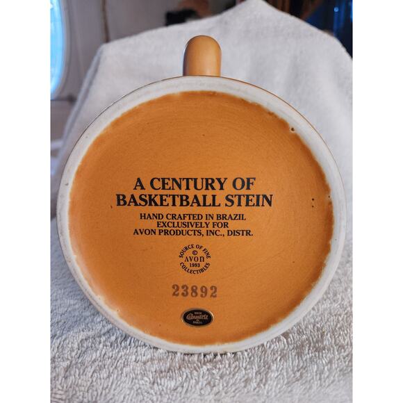 Vintage Avon Beer Stein with lid/ 1993 Avon Collectible Lidded Beer Stein - Picture 5 of 5